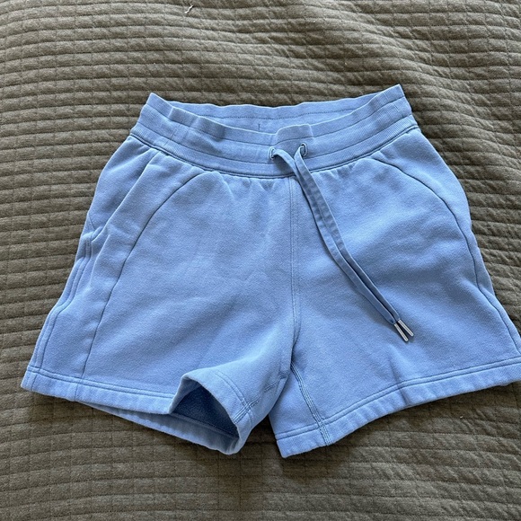 Lululemon Scuba shorts - Picture 1 of 2
